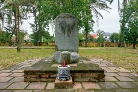 Bia đá chùa Trường Ninh