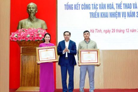 Ban quản lý di tích Nguyễn Du được tặng Bằng khen của Thủ tướng Chính phủ