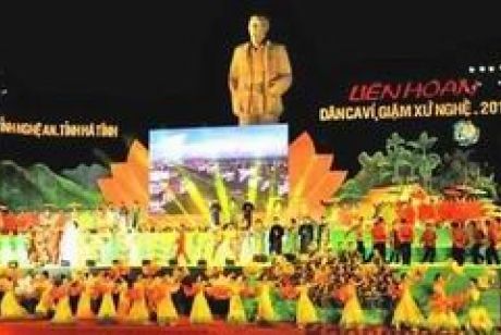 Liên hoan dân ca ví giặm 2013 tổ chức tại Hà Tĩnh