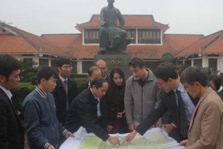 Kiểm tra, thẩm định dự án “Phát triển cơ sở hạ tầng du lịch” tại Di tích Quốc gia đặc biệt Khu lưu niệm Đại thi hào Nguyễn Du.