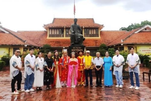 dai-truyen-hinh-thanh-pho-ho-chi-minh-htv7-phoi-hop-to-chuc-hoat-dong-tai-di-tich-lich-su-khu-luu-niem-nguyen-du-